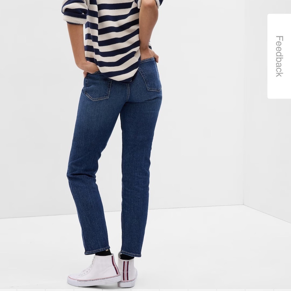 GAP High Rise Cheeky Straight Jeans - Picture 2 of 6